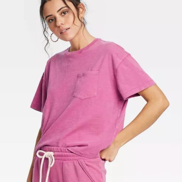 Universal Thread Tops - Universal Thread Short Sleeve Boxy T-shirt